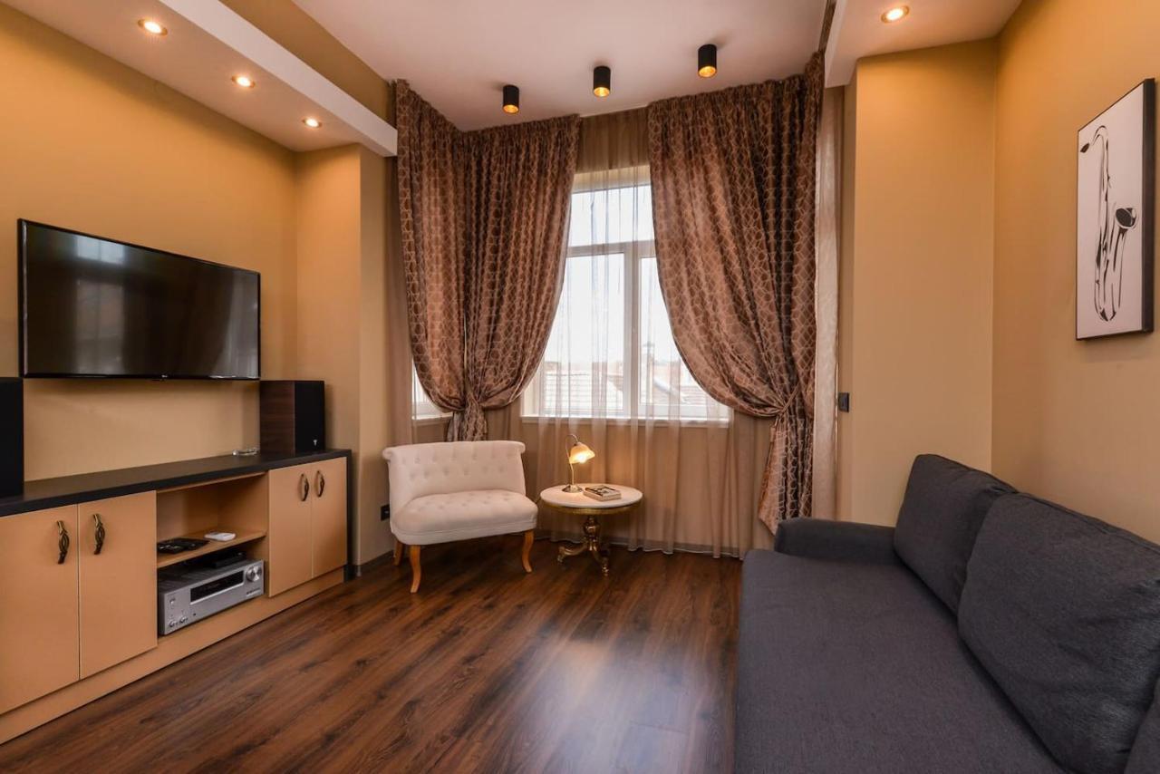 Sofia Dream Apartments - Jazzy Two Bedroom Suite By Flat Mаnager Dış mekan fotoğraf